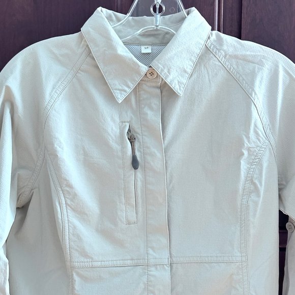 CHLOROPHYLLE Sport Travel Nylon Spandex Front Pockets Beige Shirt Small - Picture 2 of 11
